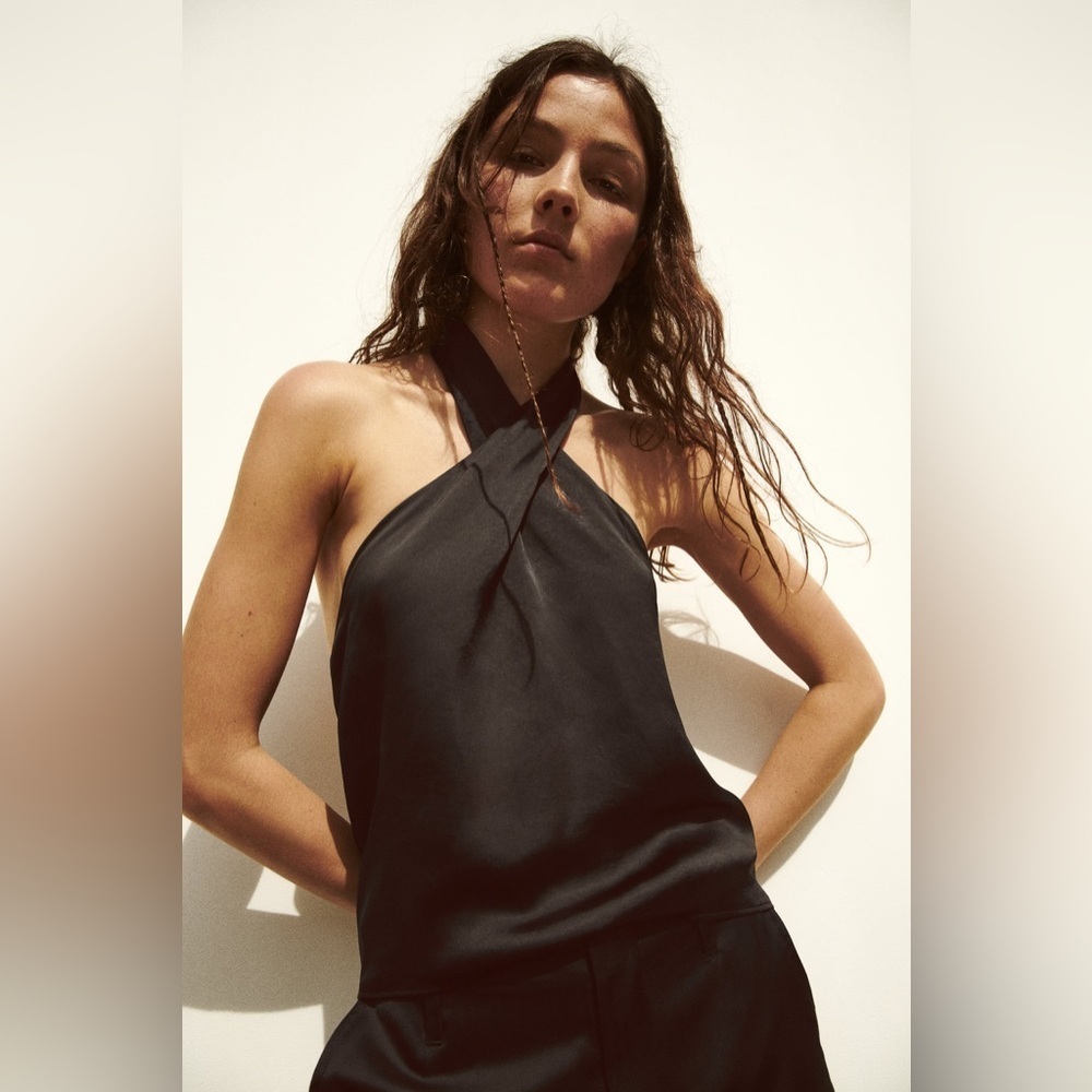 ZARA SATIN EFFECT HALTER BLACK TOP XL